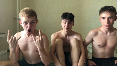stralght_twinks  04-08-2022